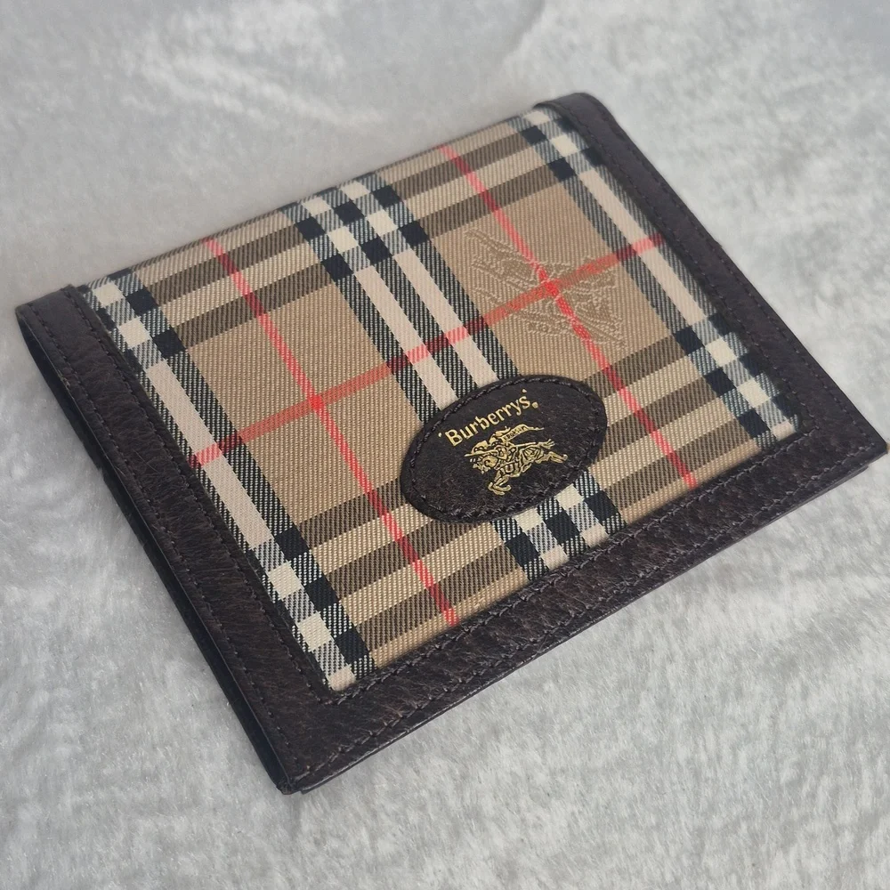 Burberrys Novacheck Wallet UNISEX